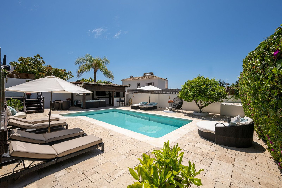 Vrijstaande Villa in Río Real-8