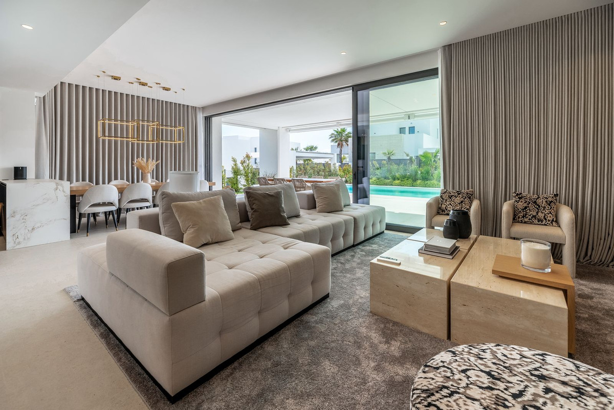 Huis te koop in Río Real | 4 slaapkamers H5061001