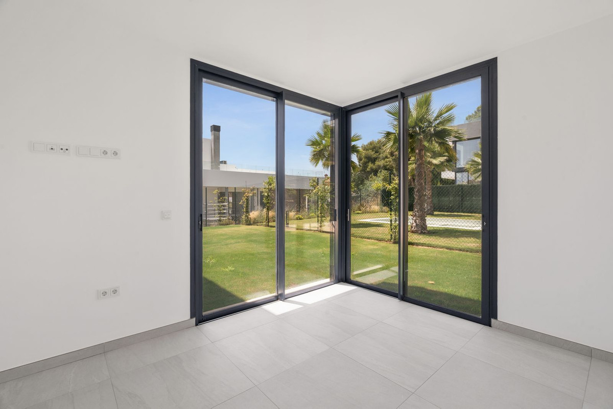 Huis te koop in Río Real | 5 slaapkamers H5106727