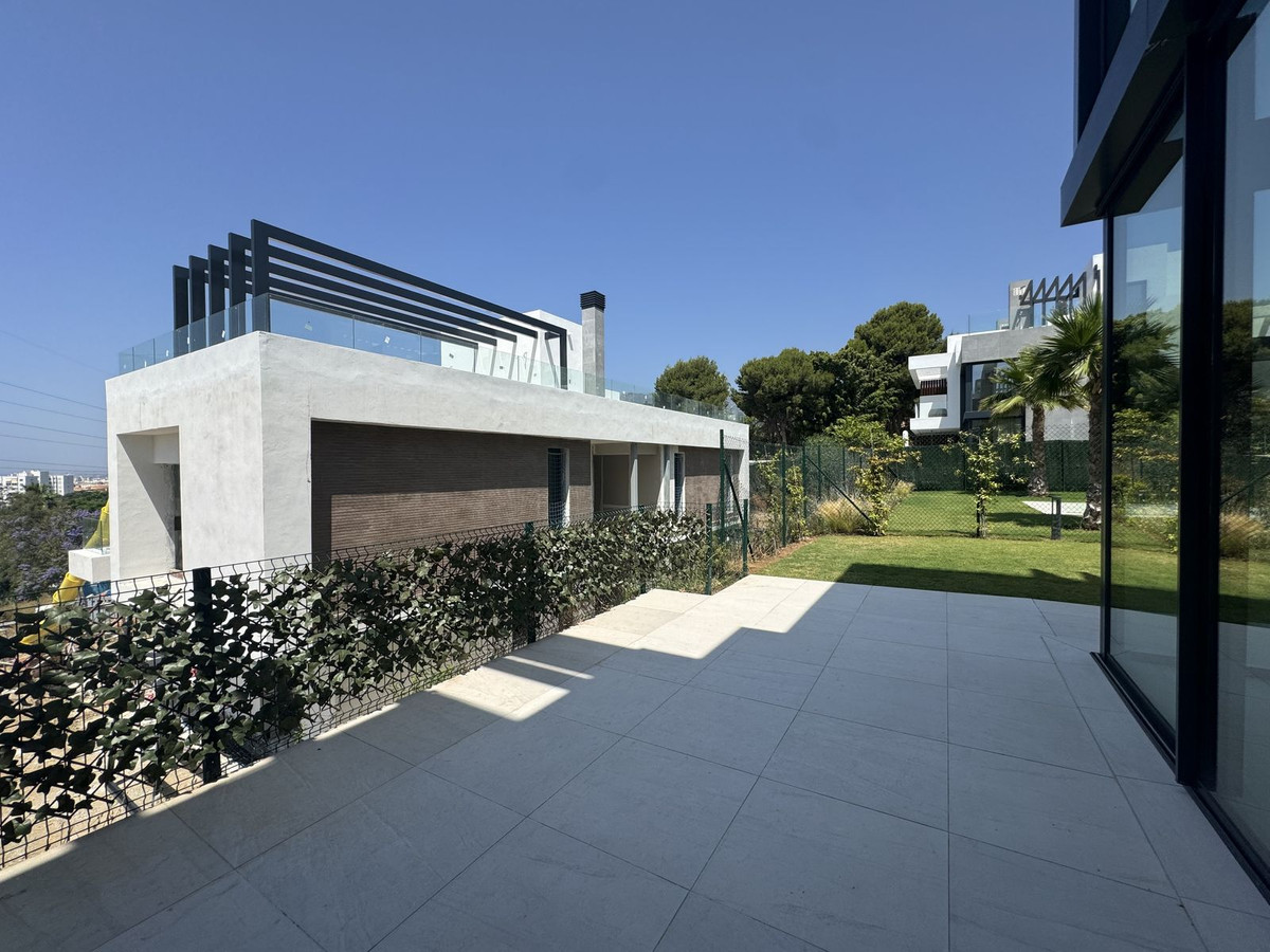 Huis te koop in Río Real | 5 slaapkamers H5120824