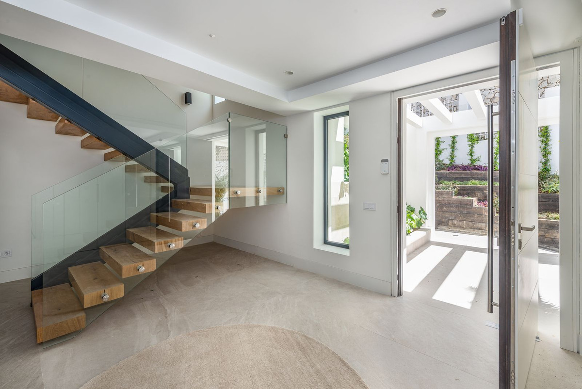 Huis te koop in Río Real | 4 slaapkamers H5153068