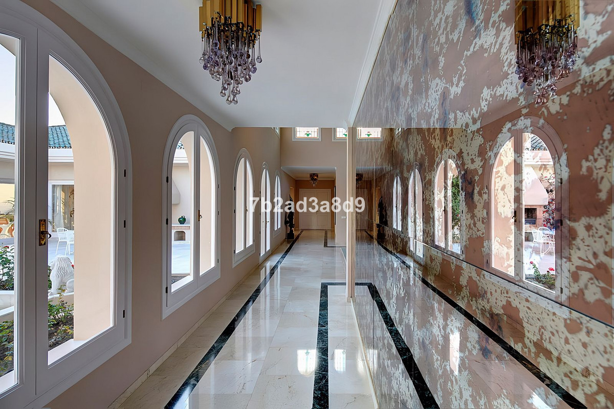 Huis te koop in Río Real | 10 slaapkamers H5244235