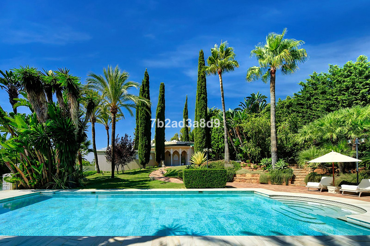 Huis te koop in Río Real | 10 slaapkamers H5244235