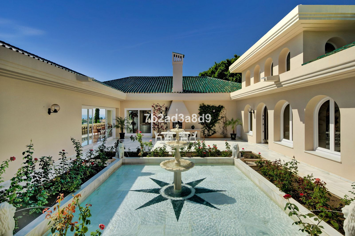 Huis te koop in Río Real | 10 slaapkamers H5244235