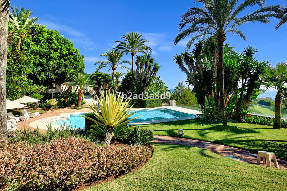 Huis te koop in Río Real | 10 slaapkamers H5244235