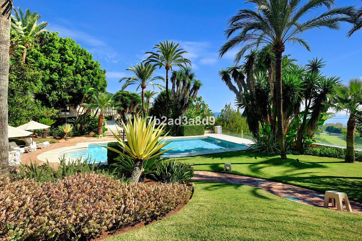 Huis te koop in Río Real | 10 slaapkamers H5244235