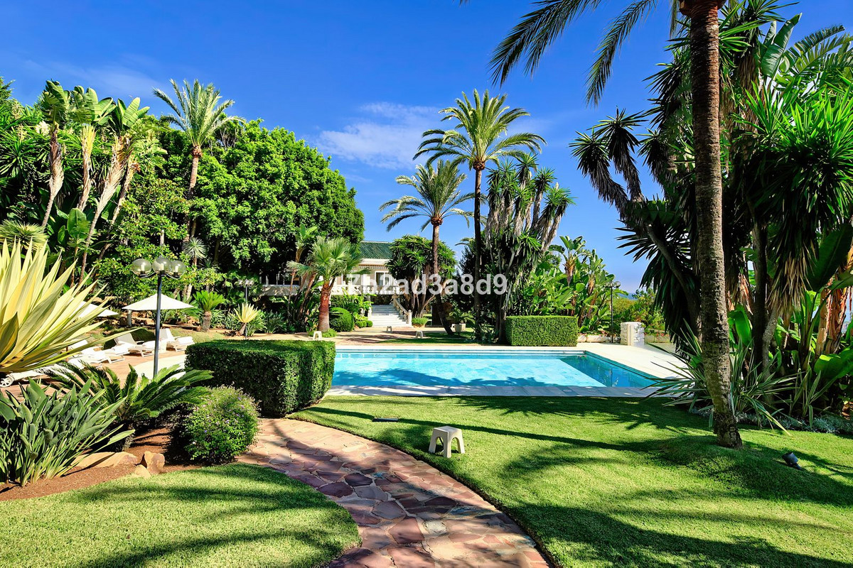 Huis te koop in Río Real | 10 slaapkamers H5244235