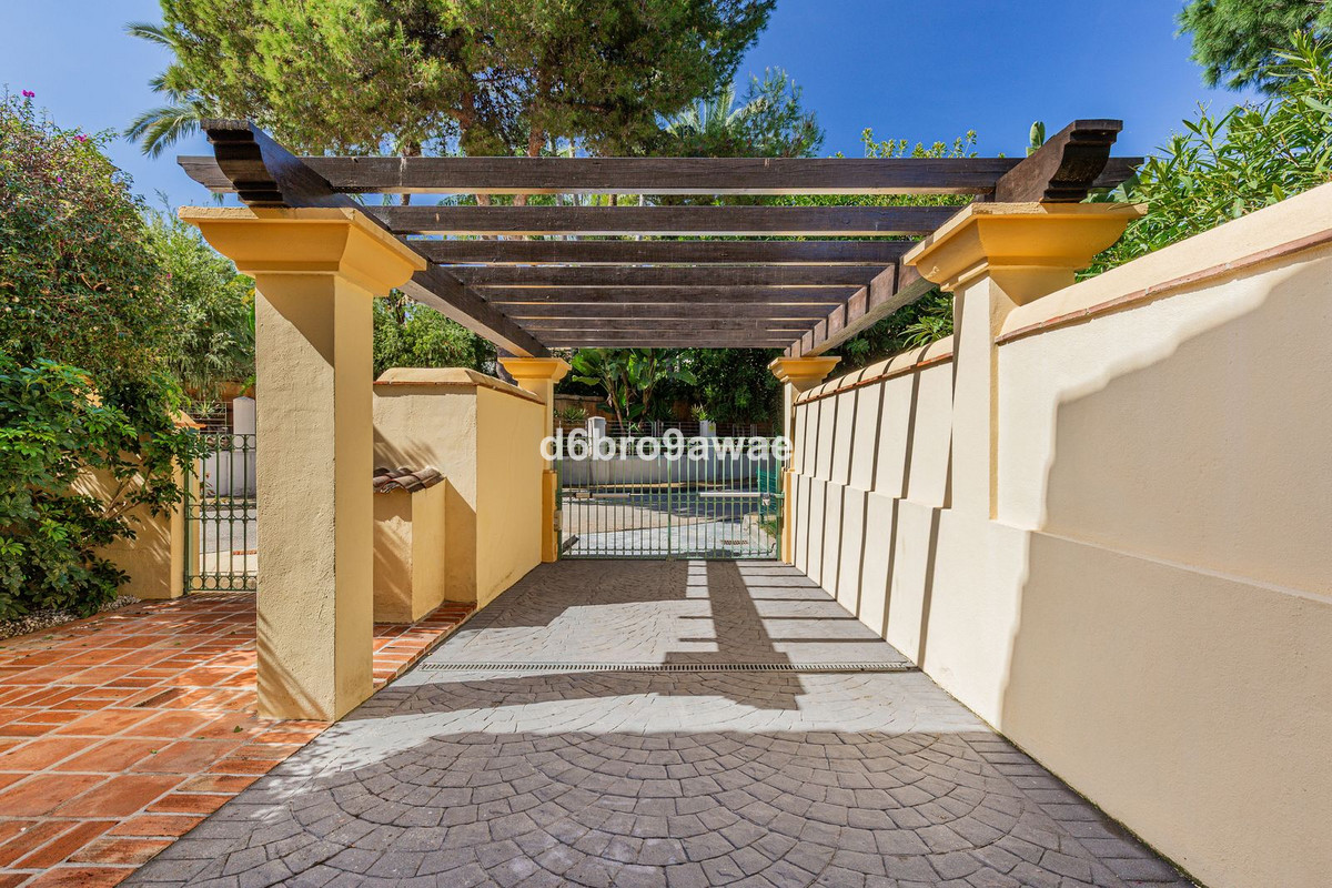 Property main view 33