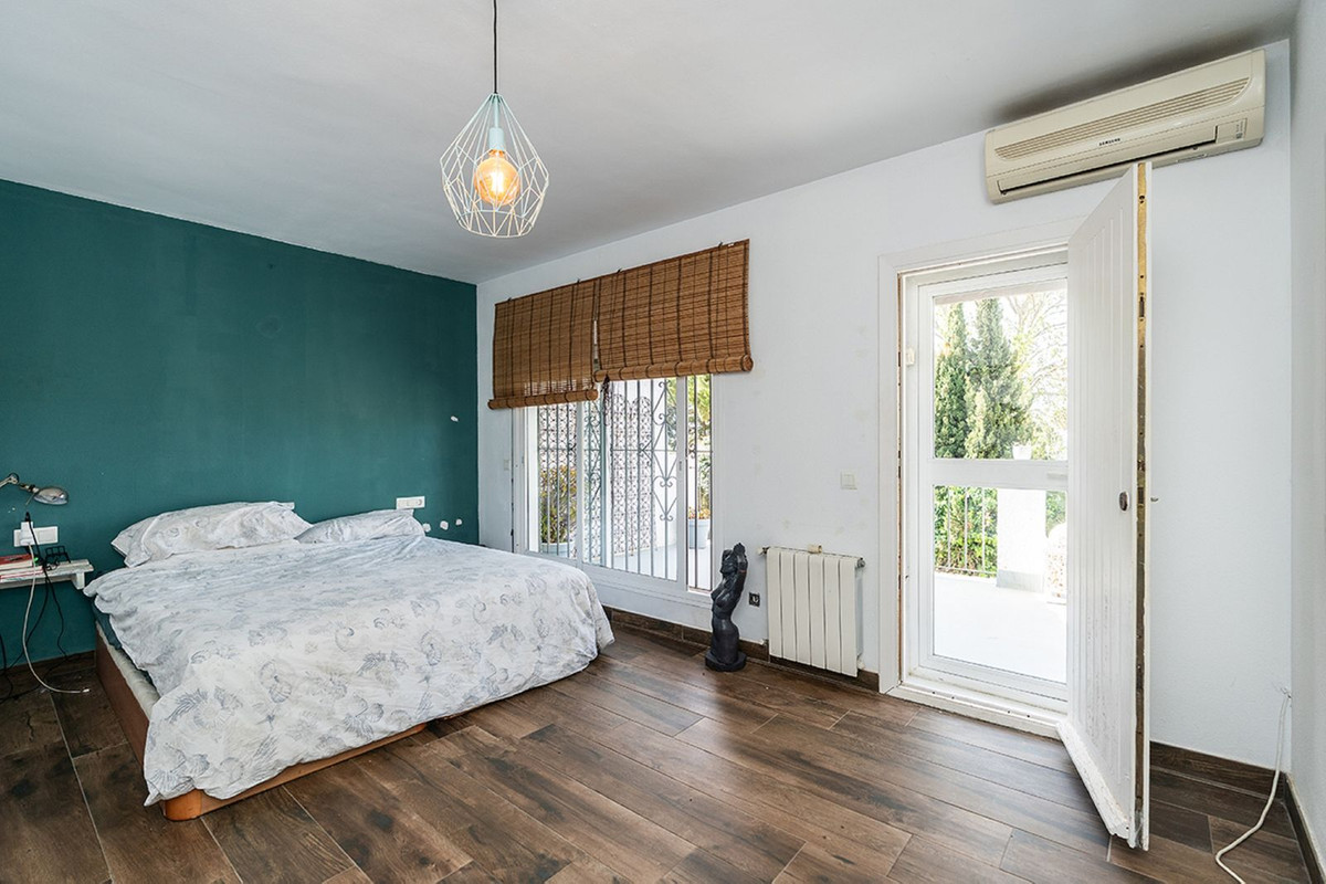 Huis te koop in Río Real | 6 slaapkamers H5358046