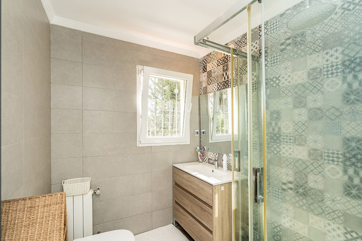 Huis te koop in Río Real | 6 slaapkamers H5358046