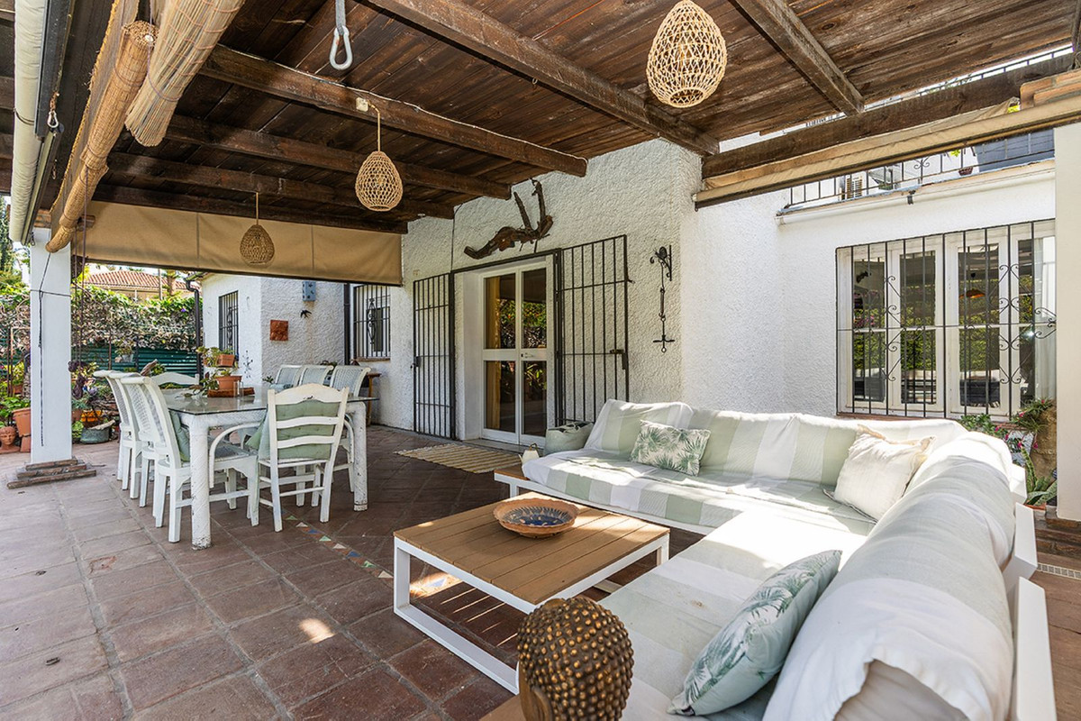 Huis te koop in Río Real | 6 slaapkamers H5358046