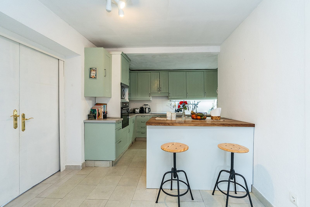 Huis te koop in Río Real | 6 slaapkamers H5358046