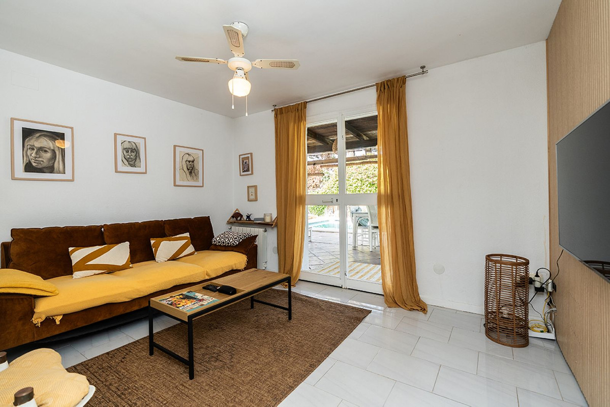 Huis te koop in Río Real | 6 slaapkamers H5358046