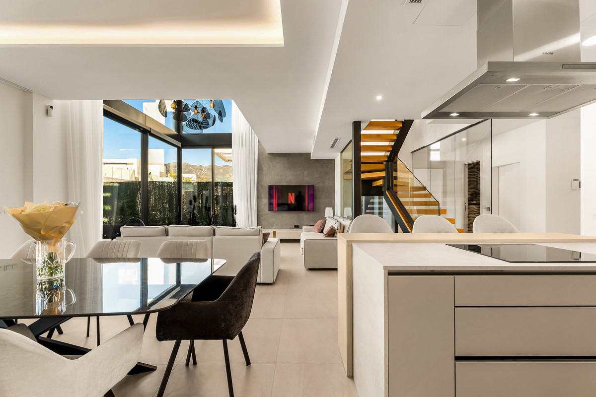 Property main view 45