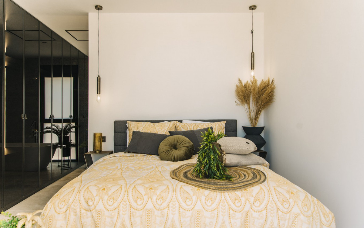 Property main view 32