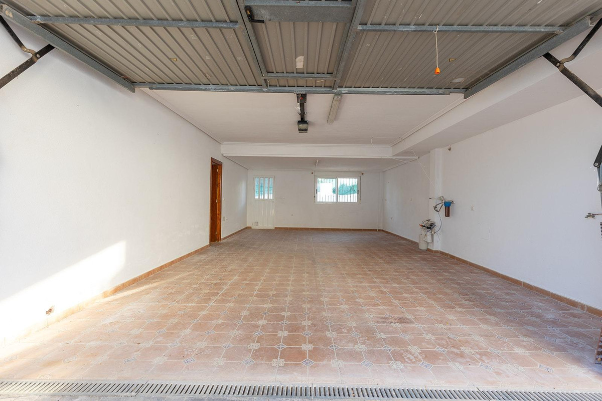 Property main view 40