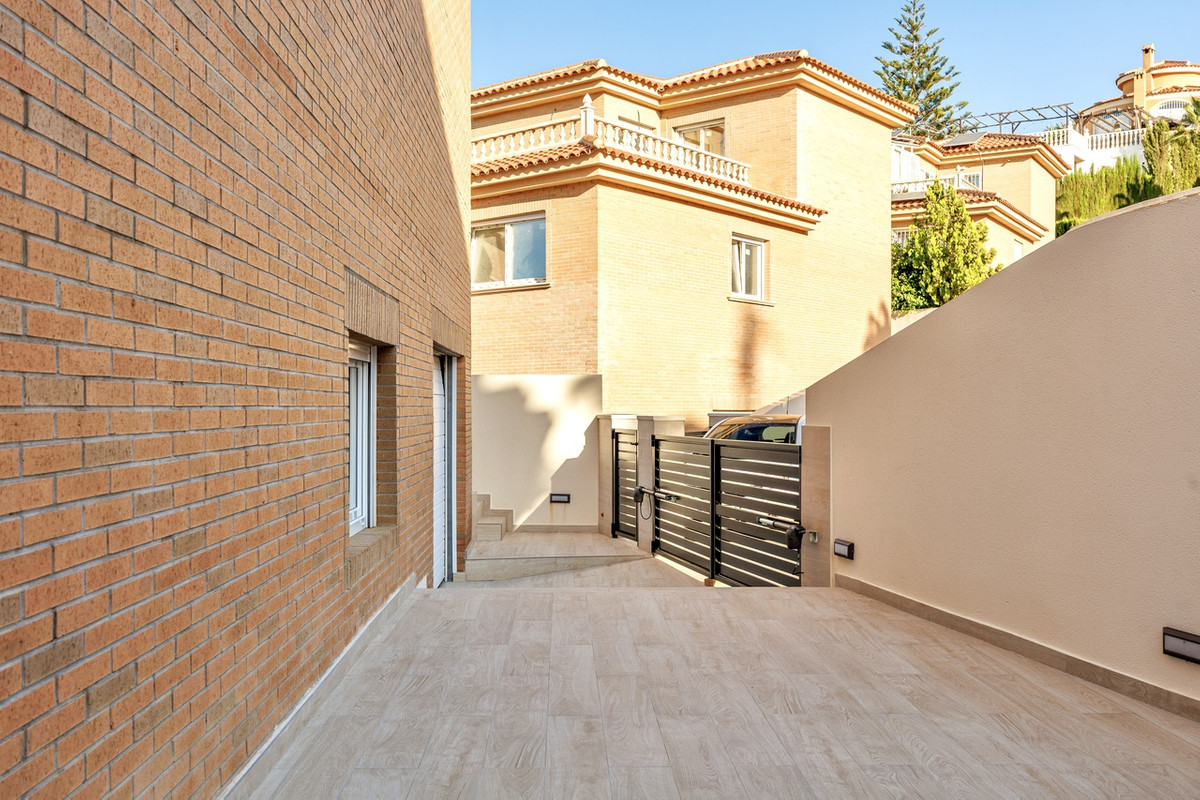Property main view 38