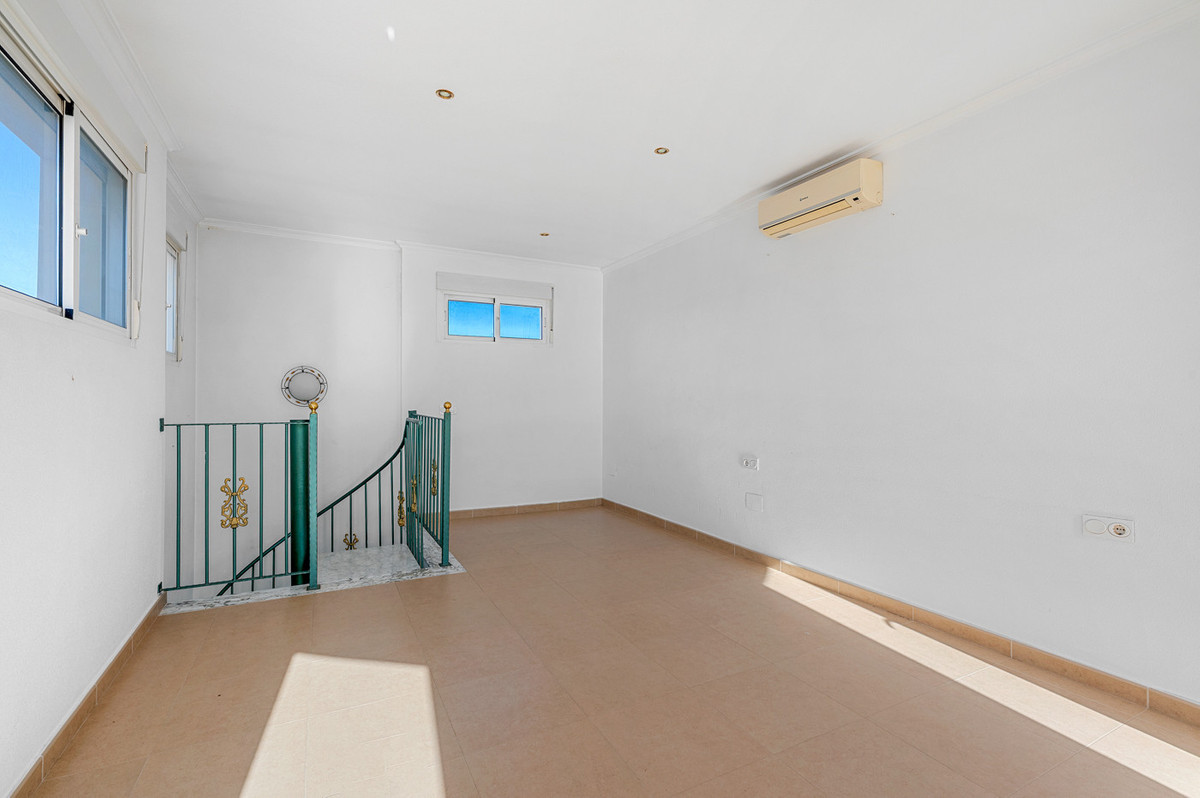 Property main view 32