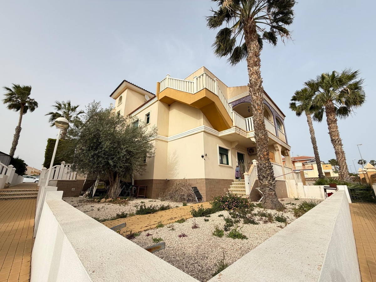 Property main view 4