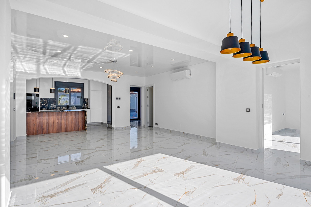 Finca - Cortijo te koop in Rojales | 4 slaapkamers H5481817