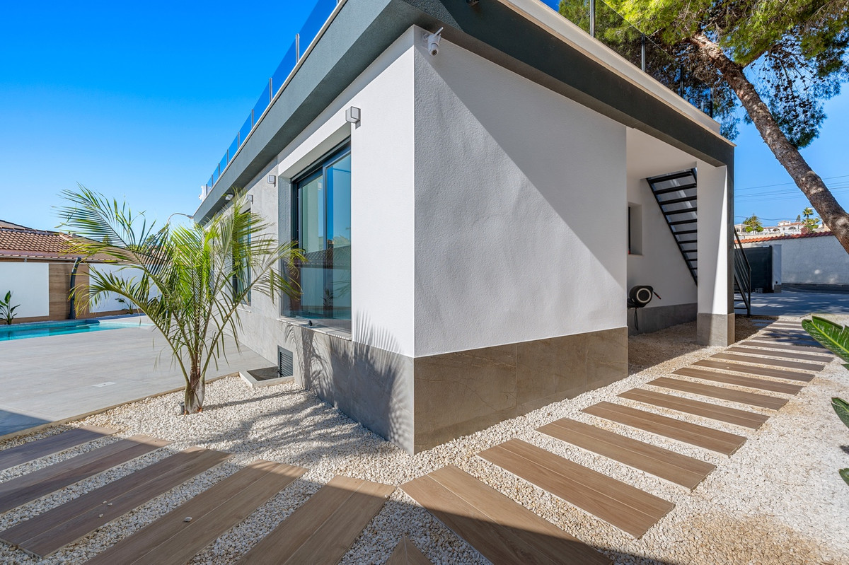 Finca - Cortijo te koop in Rojales | 4 slaapkamers H5481817