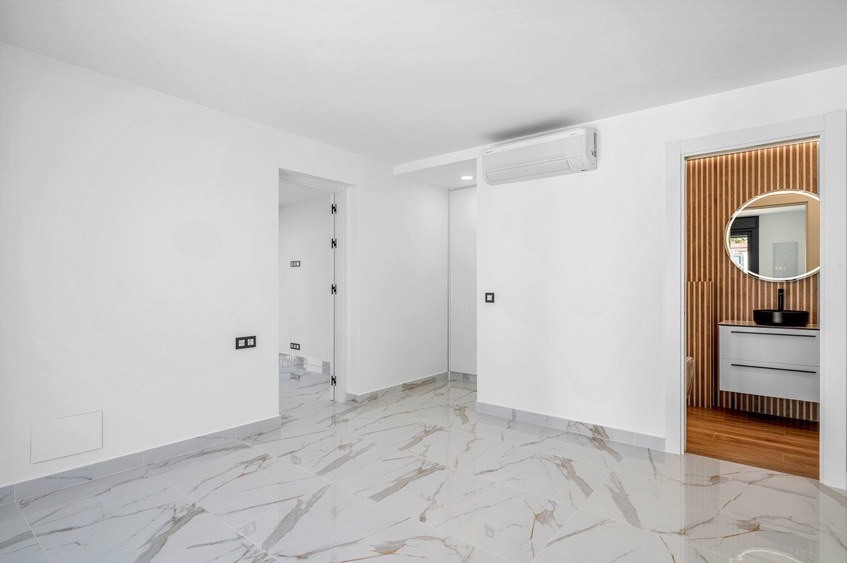 Finca - Cortijo te koop in Rojales | 4 slaapkamers H5481817