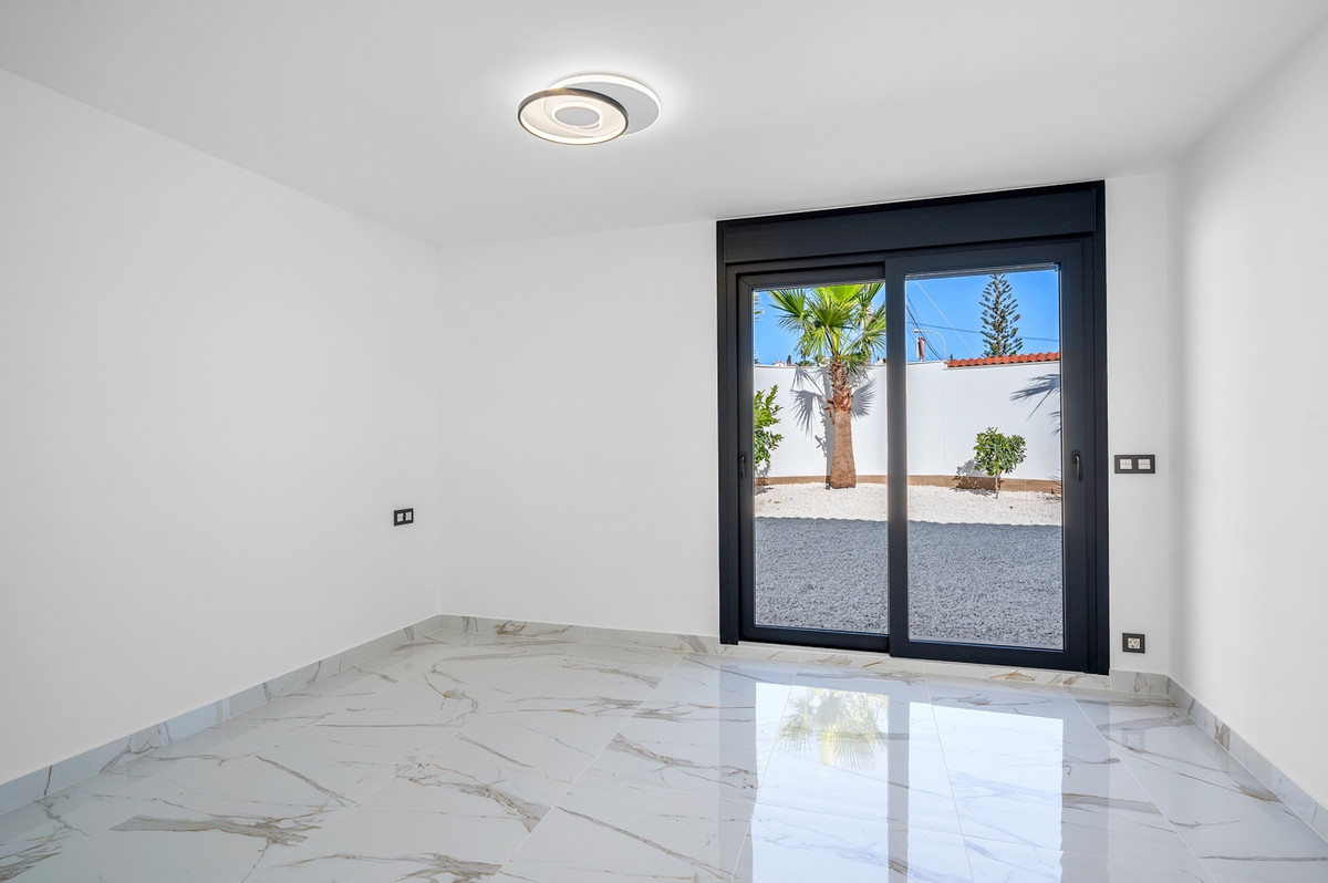 Finca - Cortijo te koop in Rojales | 4 slaapkamers H5481817