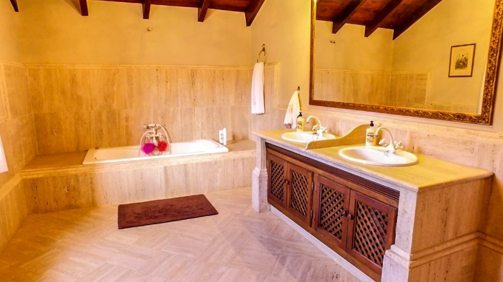 Property main view 32