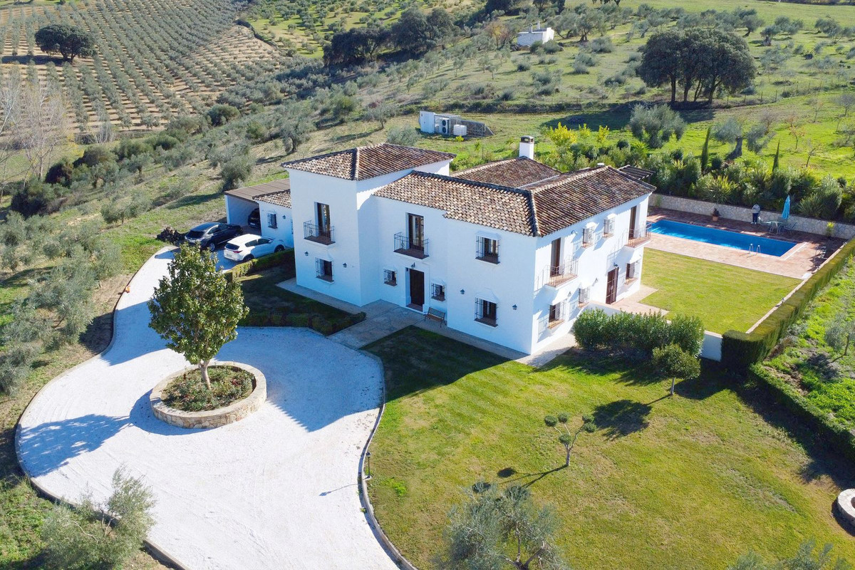 Finca - Cortijo te koop in Ronda | 5 slaapkamers H4666789