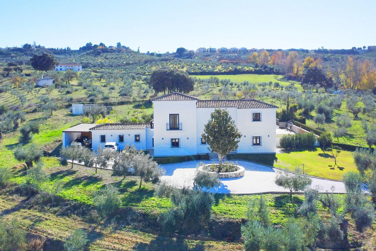 Finca - Cortijo te koop in Ronda | 5 slaapkamers H4666789