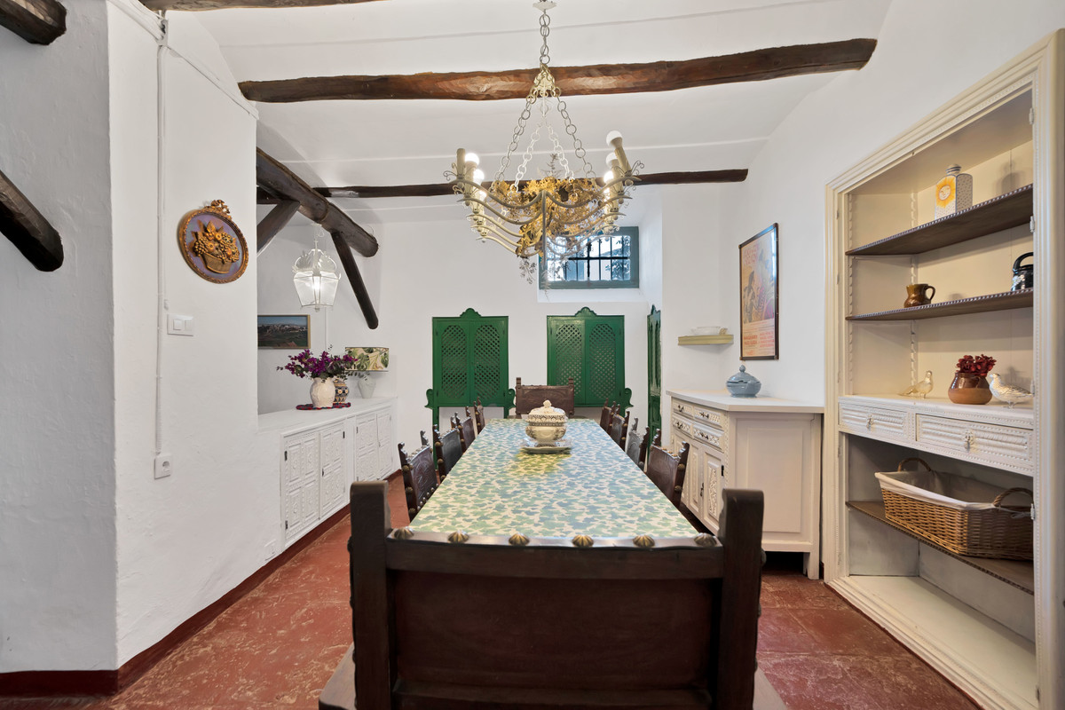 Finca - Cortijo te koop in Ronda | 9 slaapkamers H4897714