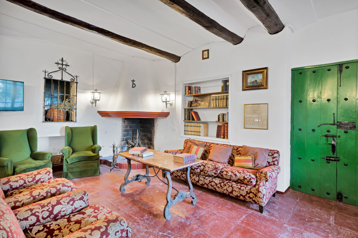 Finca - Cortijo te koop in Ronda | 9 slaapkamers H4897714
