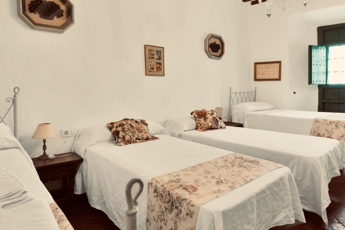 Finca - Cortijo te koop in Ronda | 9 slaapkamers H4897714