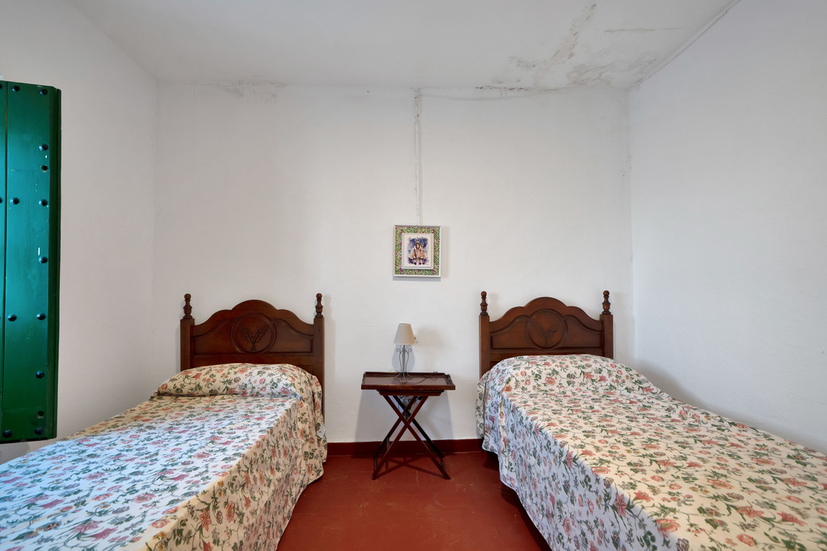 Finca - Cortijo te koop in Ronda | 9 slaapkamers H4897714