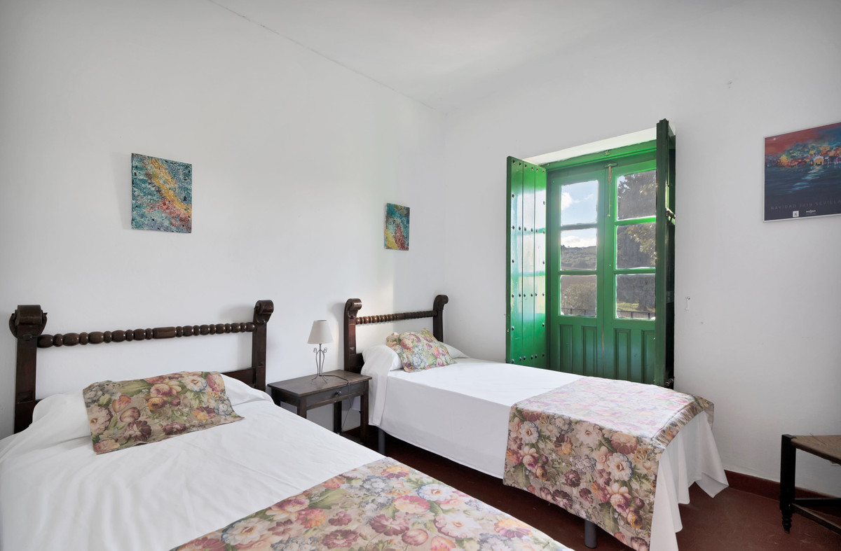 Finca - Cortijo te koop in Ronda | 9 slaapkamers H4897714