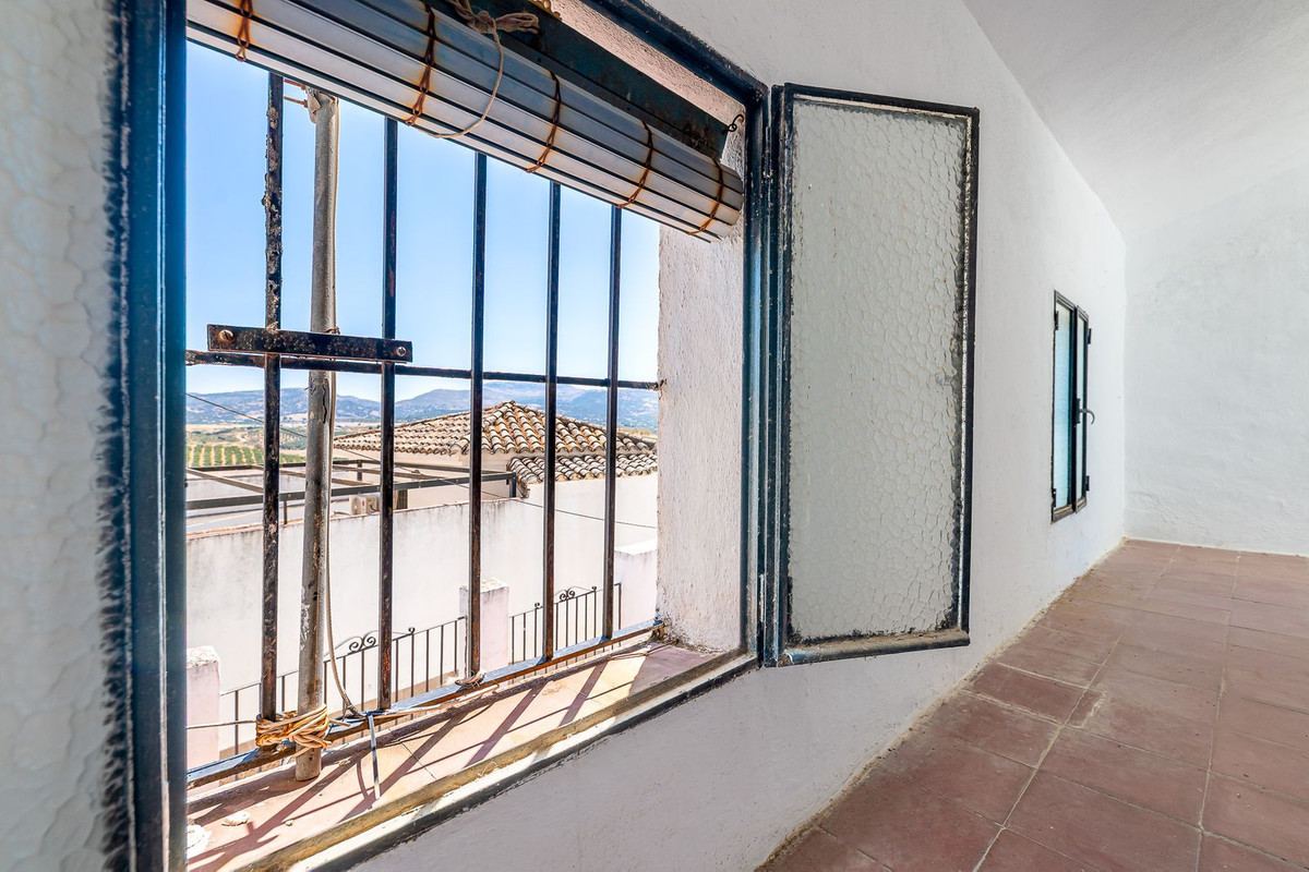 Geschakelde Woning te koop in Ronda | 4 slaapkamers H5146717
