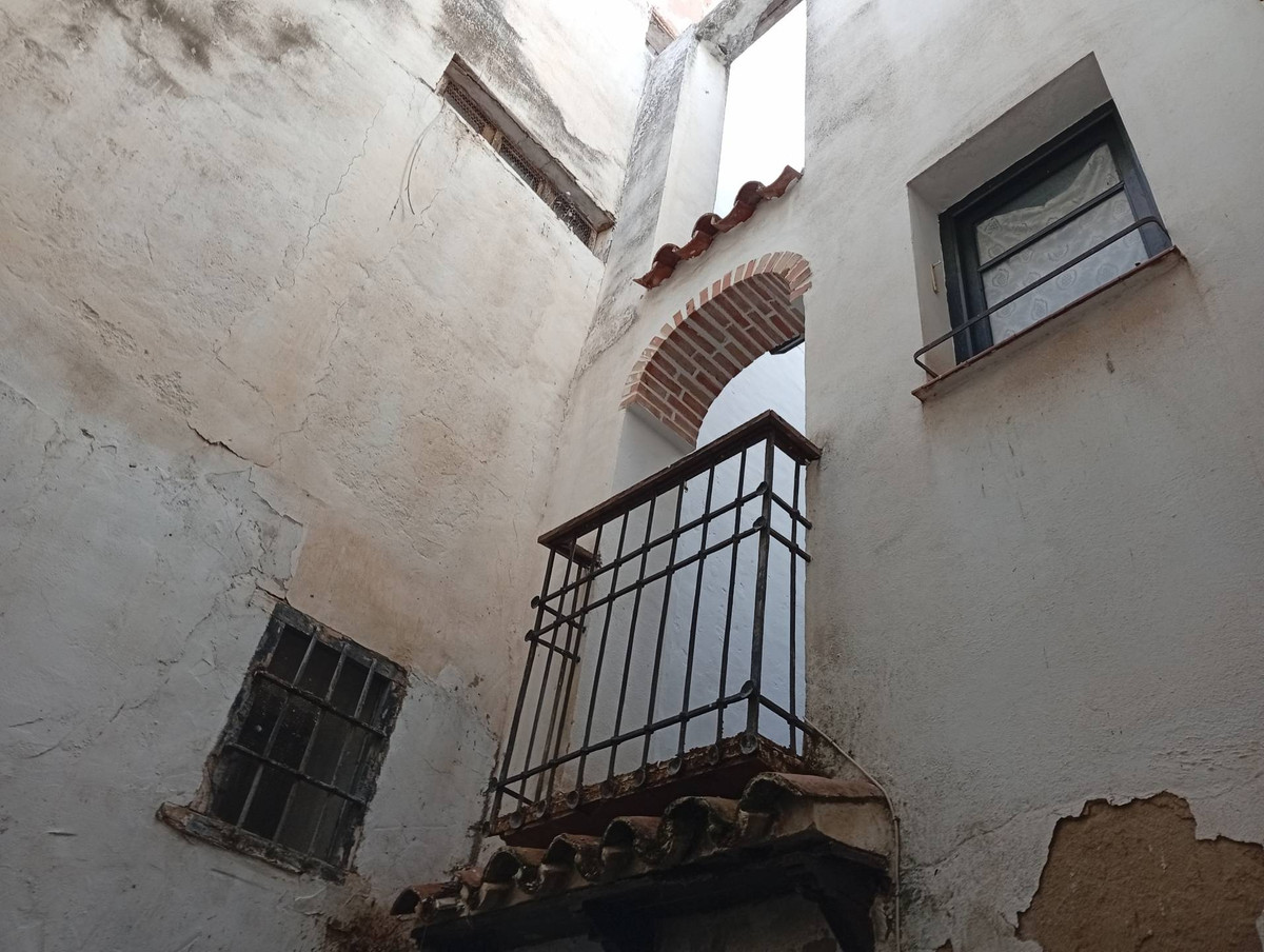 Geschakelde Woning te koop in Ronda | 6 slaapkamers H5237149