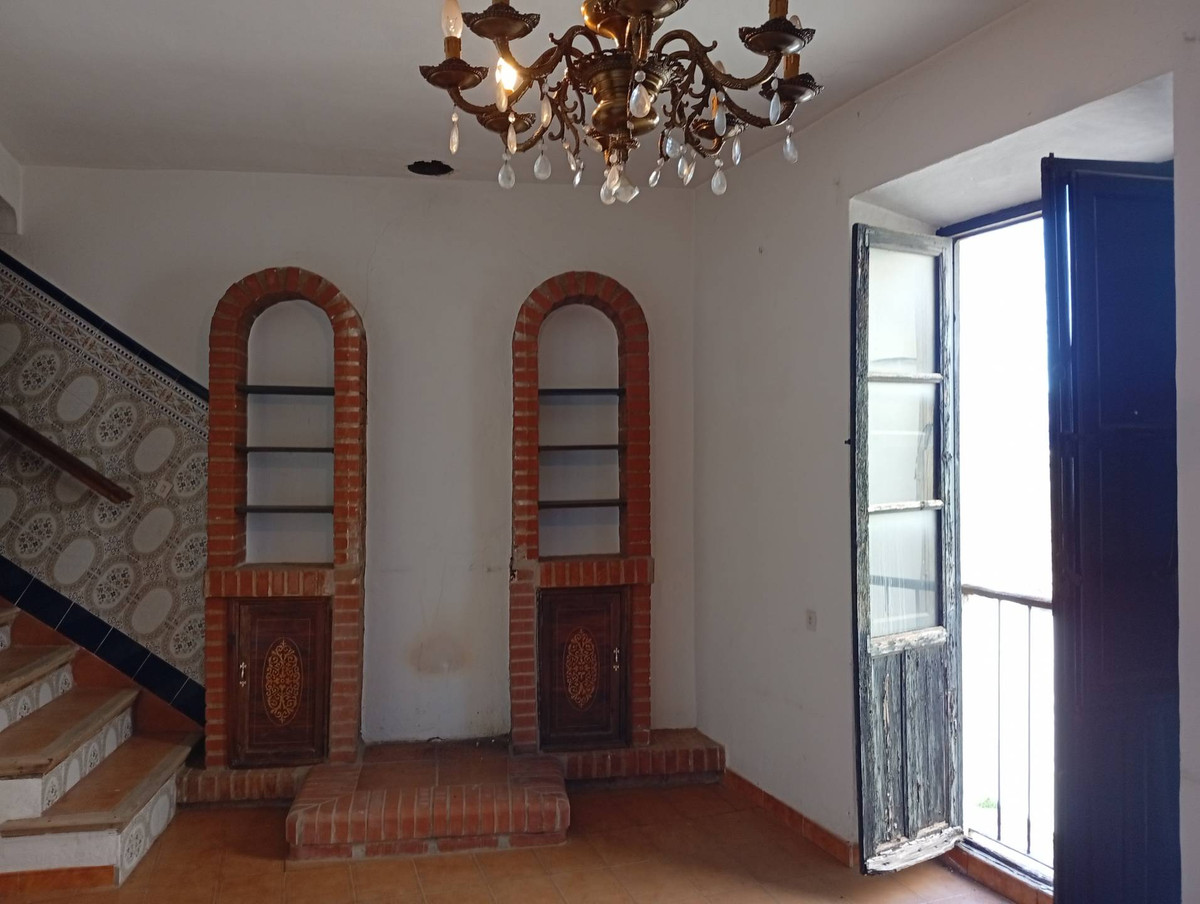 Geschakelde Woning te koop in Ronda | 6 slaapkamers H5237149
