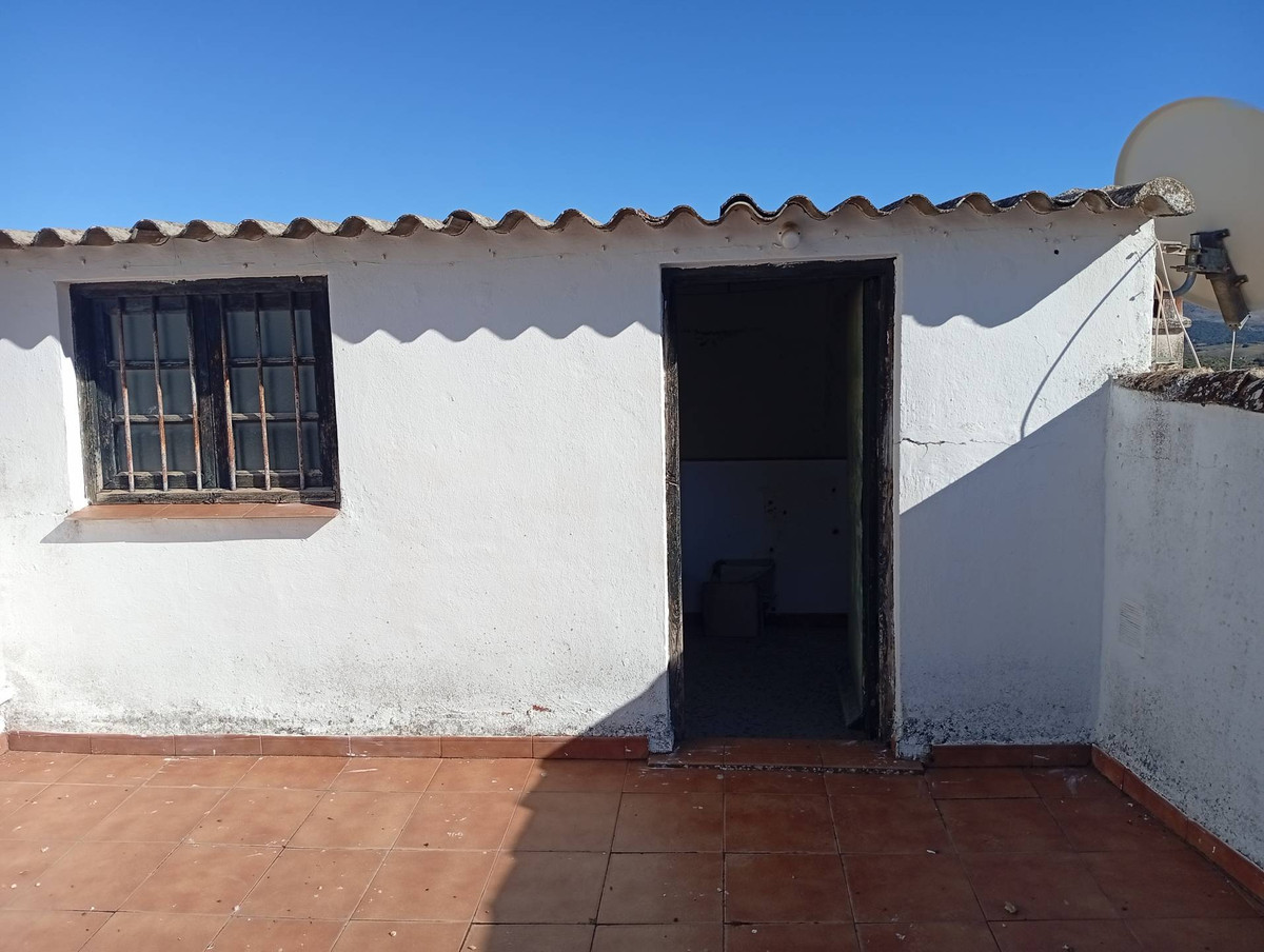 Geschakelde Woning te koop in Ronda | 6 slaapkamers H5237149