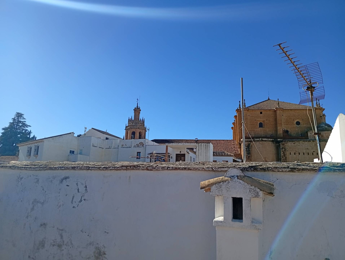 Geschakelde Woning te koop in Ronda | 6 slaapkamers H5237149