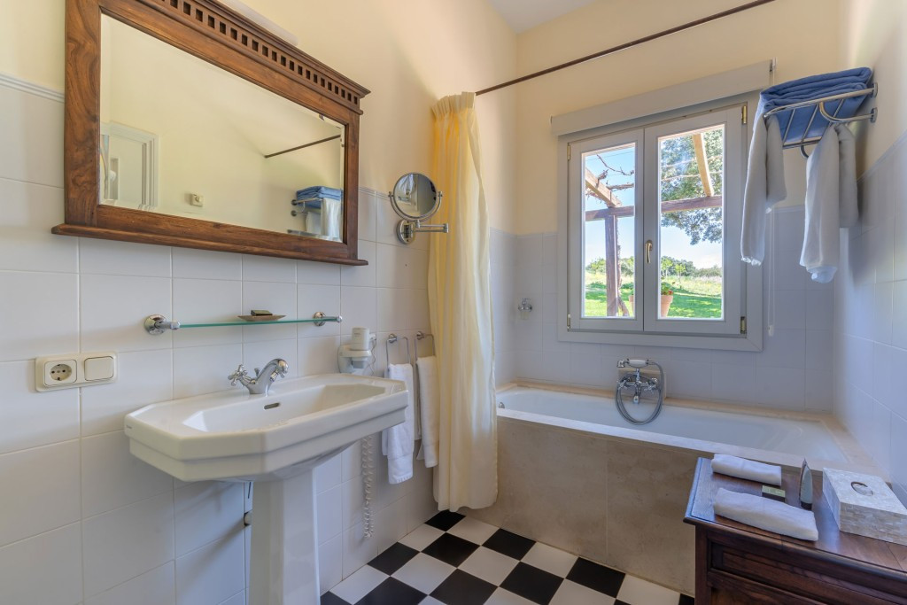 Finca - Cortijo te koop in Ronda | 8 slaapkamers H5248069