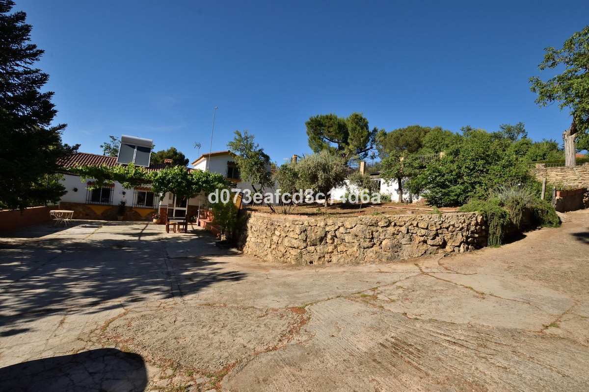 Finca - Cortijo te koop in Ronda | 3 slaapkamers H5417740