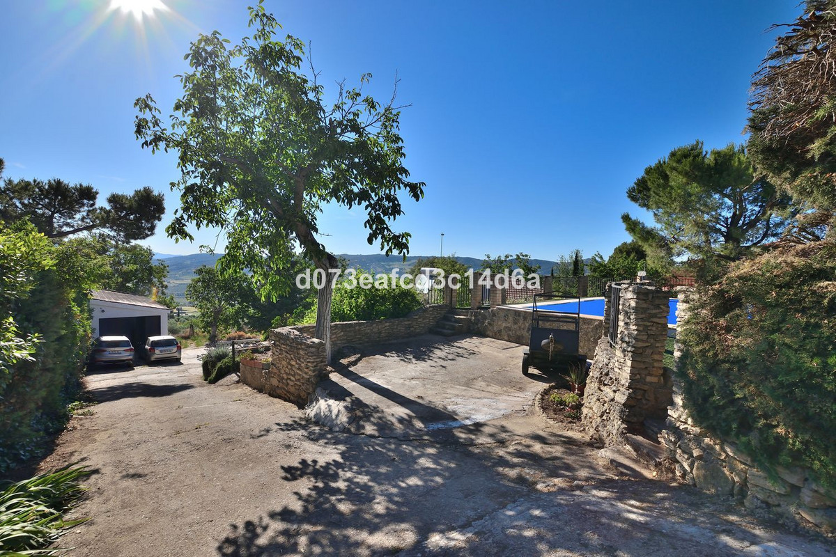 Finca - Cortijo te koop in Ronda | 3 slaapkamers H5417740