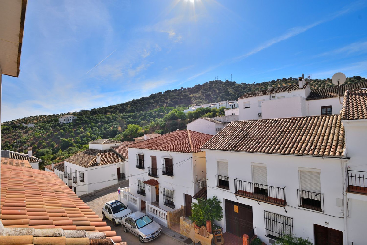 Geschakelde Woning te koop in Ronda | 4 slaapkamers H5417824