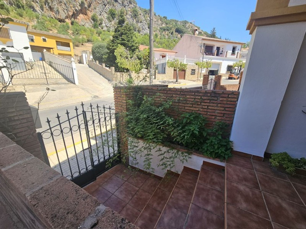 Property main view 4
