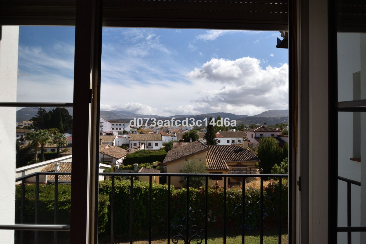 Property main view 60