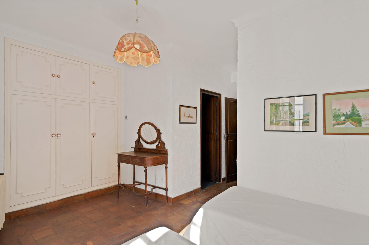 Property main view 48