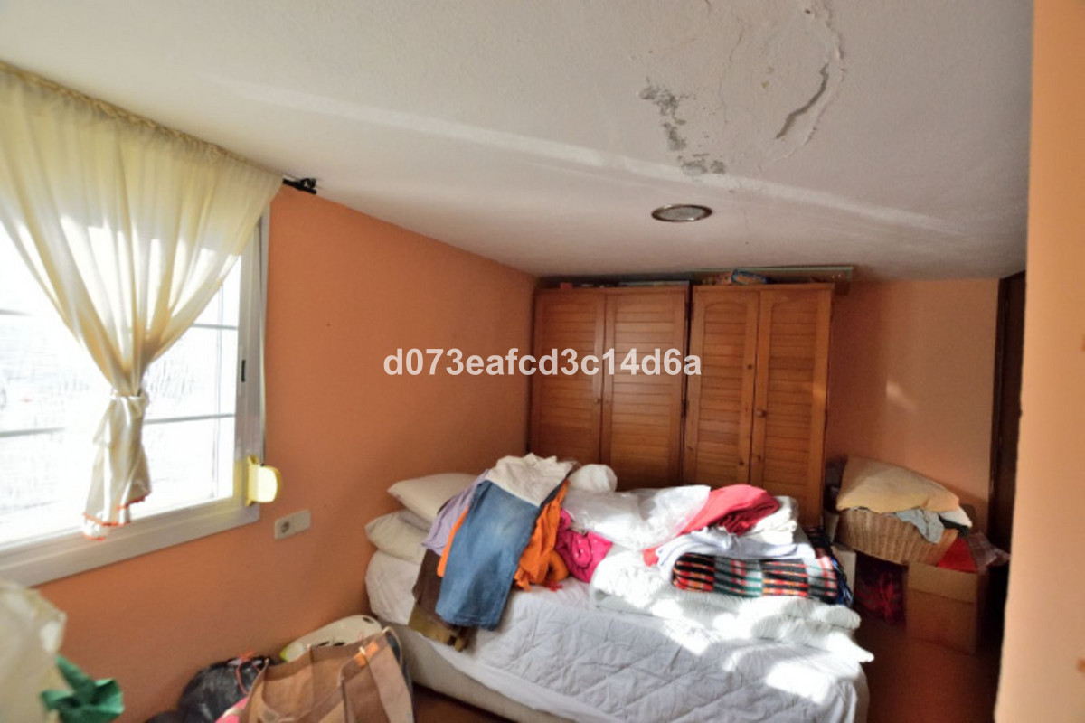 Finca - Cortijo te koop in Ronda | 3 slaapkamers H5438392