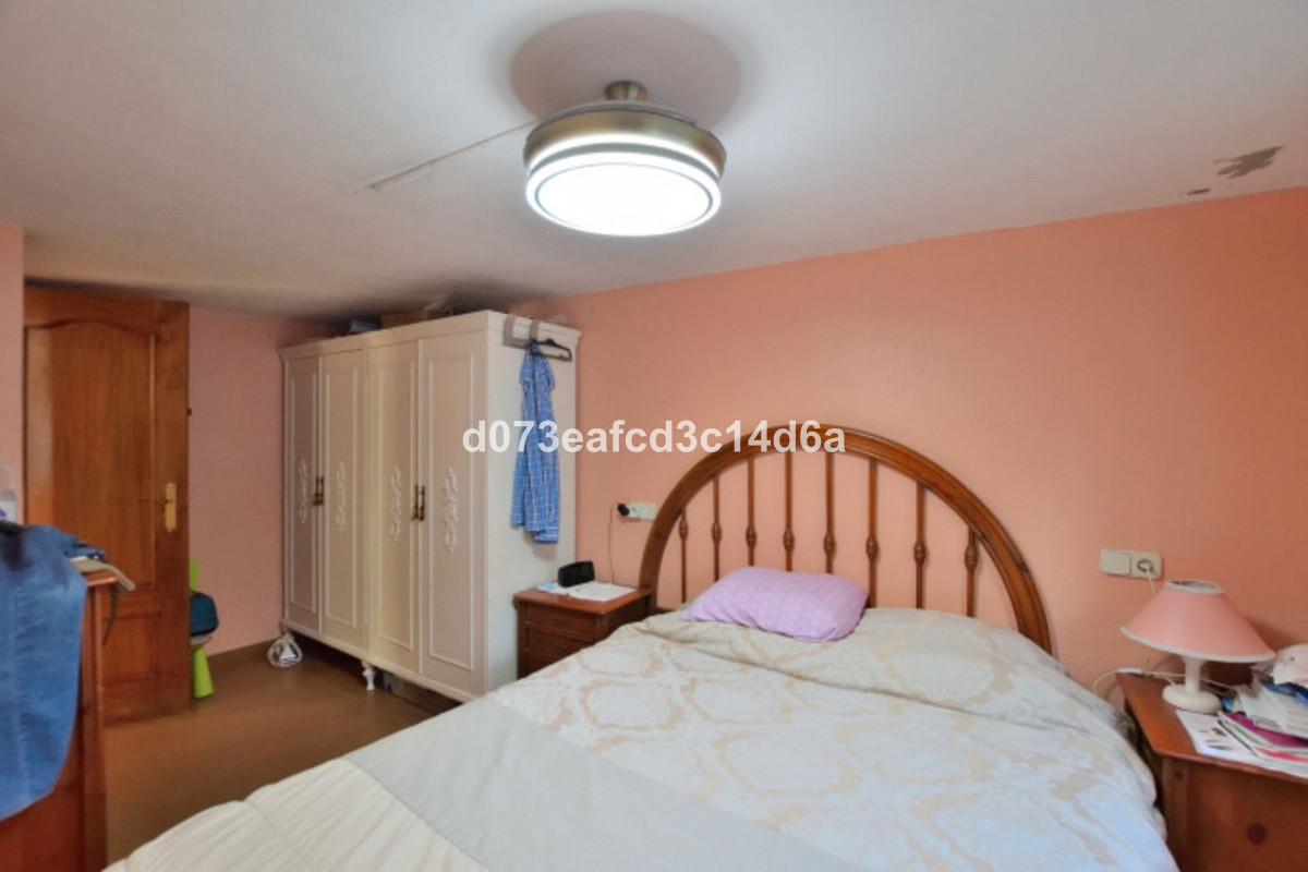 Finca - Cortijo te koop in Ronda | 3 slaapkamers H5438392