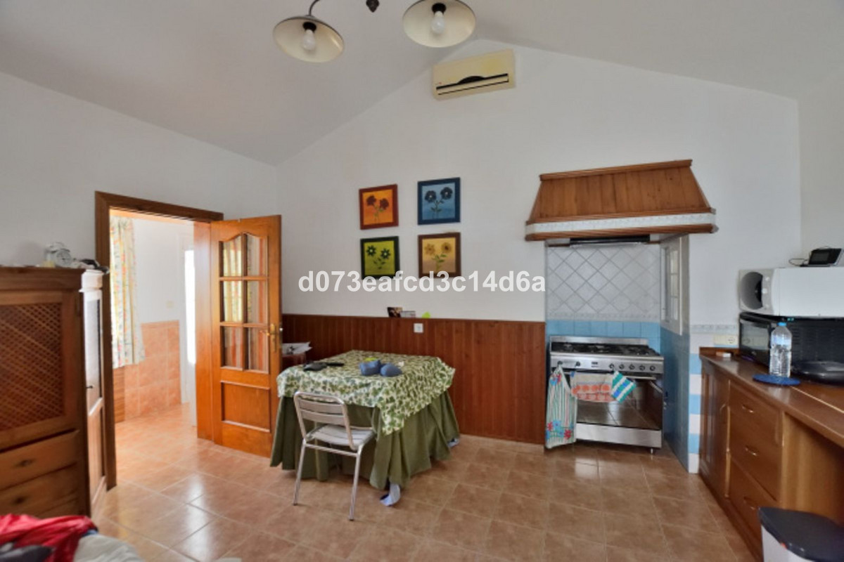Finca - Cortijo te koop in Ronda | 3 slaapkamers H5438392
